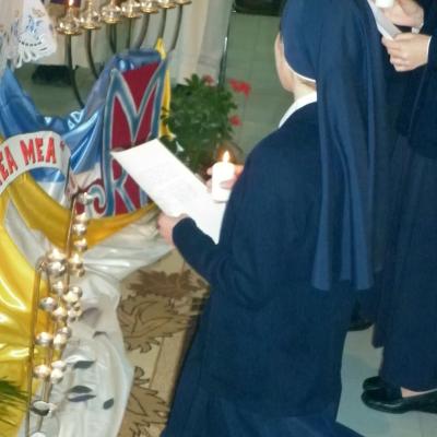 25 martie: Traian (NT): Trei tinere slujitoare ale Marelui Preot