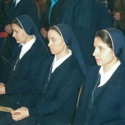 25 martie: Traian (NT): Trei tinere slujitoare ale Marelui Preot