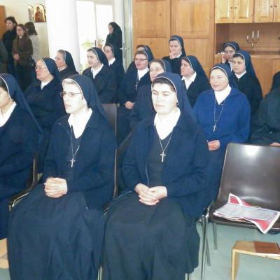 25 martie: Traian (NT): Trei tinere slujitoare ale Marelui Preot