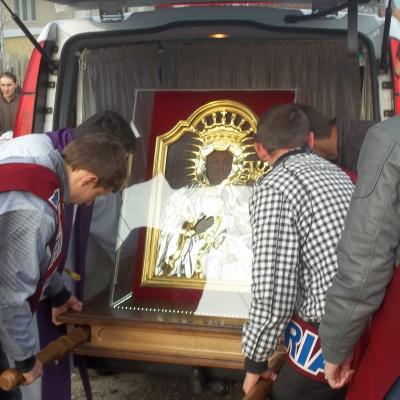 29 martie - 1 aprilie: Pîrgăreşti: Misiuni populare şi prezenţa icoanei venerate de la Cacica