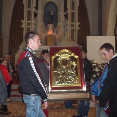 29 martie - 1 aprilie: Pîrgăreşti: Misiuni populare şi prezenţa icoanei venerate de la Cacica