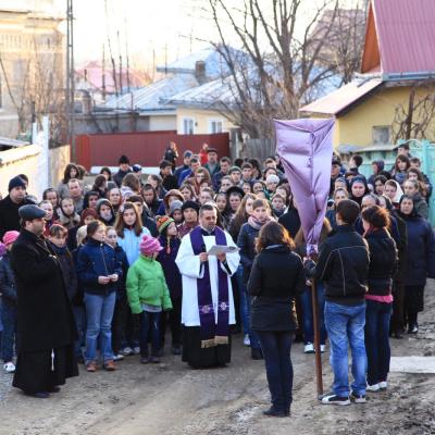 31 martie: Buruieneşti: Calea Crucii
