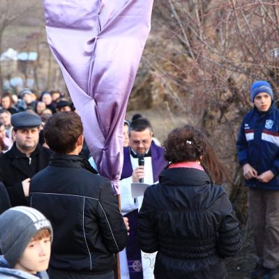 31 martie: Buruieneşti: Calea Crucii