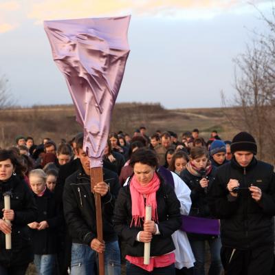 31 martie: Buruieneşti: Calea Crucii