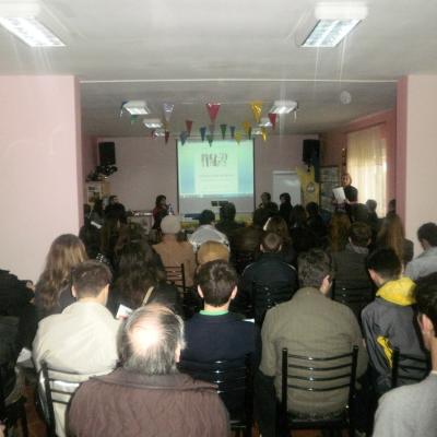 31 martie: Roman: A căuta un loc de muncă