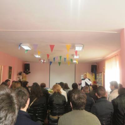 31 martie: Roman: A căuta un loc de muncă