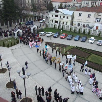 1 aprilie: Iaşi: Ziua Tineretului la nivel local