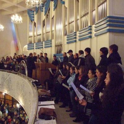 1 aprilie: Iaşi: Ziua Tineretului la nivel local