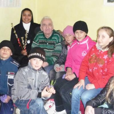 1 aprilie: Oţeleni: Duminica Floriilor