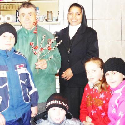 1 aprilie: Oţeleni: Duminica Floriilor