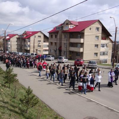 1 aprilie: Moineşti: Procesiunea de Florii