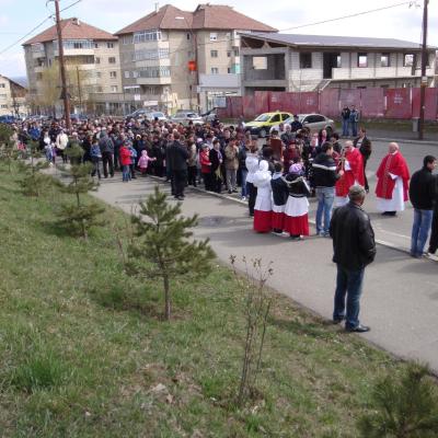 1 aprilie: Moineşti: Procesiunea de Florii