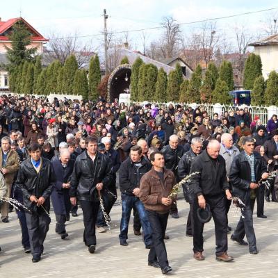 1 aprilie: Buruieneşti: Procesiunea de Florii