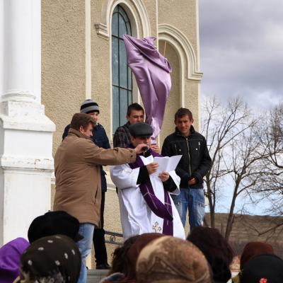 1 aprilie: Buruieneşti: Procesiunea de Florii
