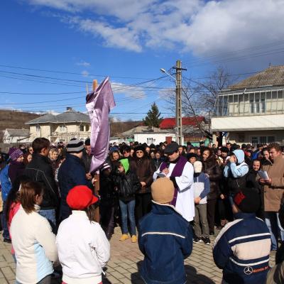 1 aprilie: Buruieneşti: Procesiunea de Florii