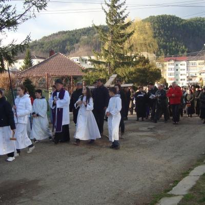 1 aprilie: Târgu Ocna: Procesiune la Calea Sfintei Cruci
