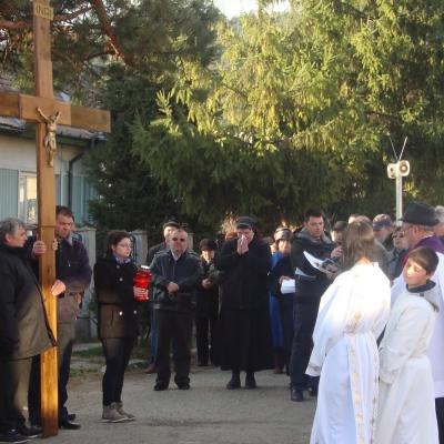 1 aprilie: Târgu Ocna: Procesiune la Calea Sfintei Cruci
