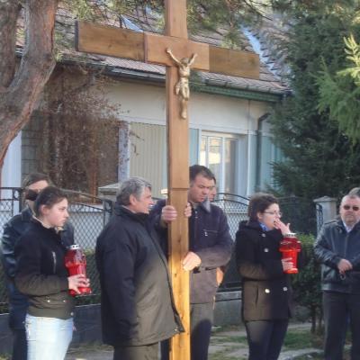 1 aprilie: Târgu Ocna: Procesiune la Calea Sfintei Cruci