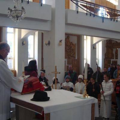 1 aprilie: Târgu Ocna: Procesiune la Calea Sfintei Cruci