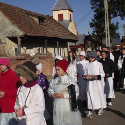 1 aprilie: Târgu Ocna: Procesiune la Calea Sfintei Cruci