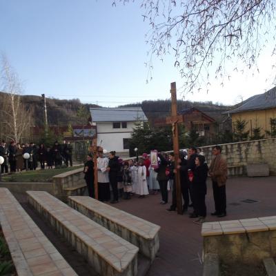 1 aprilie: Târgu Ocna: Procesiune la Calea Sfintei Cruci