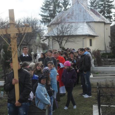 1 aprilie: Bogata: Duminica Floriilor - Ziua tinerilor la nivel parohial