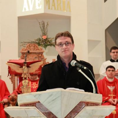 1 aprilie: Bacău: Procesiune de Florii pe străzile oraşului
