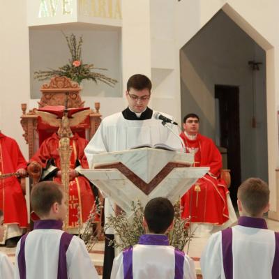 1 aprilie: Bacău: Procesiune de Florii pe străzile oraşului