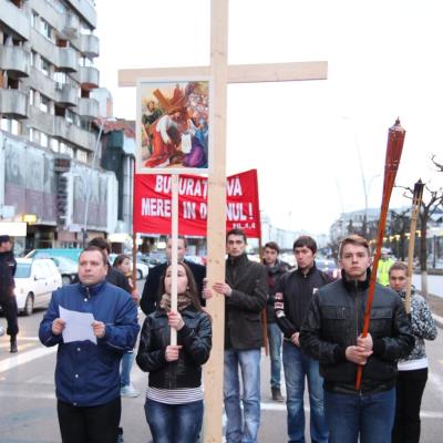 1 aprilie: Bacău: Procesiune de Florii pe străzile oraşului