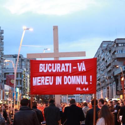 1 aprilie: Bacău: Procesiune de Florii pe străzile oraşului
