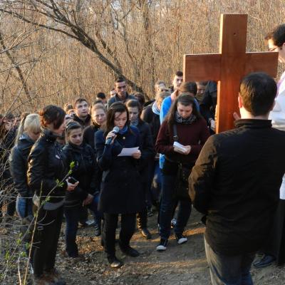 2 aprilie: Iaşi: Calea Sfintei Cruci pe Dealul Cetăţuii