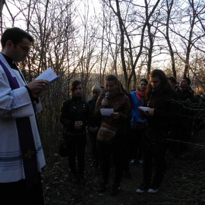 2 aprilie: Iaşi: Calea Sfintei Cruci pe Dealul Cetăţuii