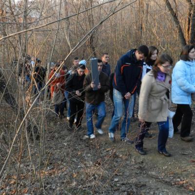2 aprilie: Iaşi: Calea Sfintei Cruci pe Dealul Cetăţuii