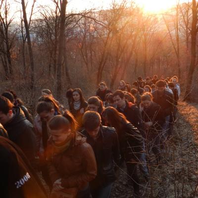 2 aprilie: Iaşi: Calea Sfintei Cruci pe Dealul Cetăţuii