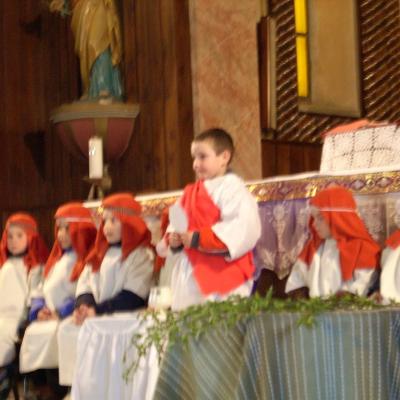 4 aprilie: Oneşti: Scenetă pascală