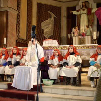 4 aprilie: Oneşti: Scenetă pascală