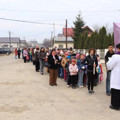 4 aprilie: Buruieneşti: O şcoală altfel, o zi altfel