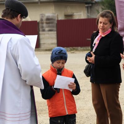 4 aprilie: Buruieneşti: O şcoală altfel, o zi altfel