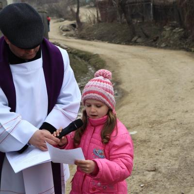 4 aprilie: Buruieneşti: O şcoală altfel, o zi altfel