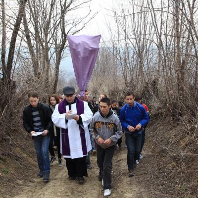 4 aprilie: Buruieneşti: O şcoală altfel, o zi altfel