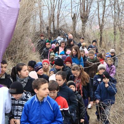 4 aprilie: Buruieneşti: O şcoală altfel, o zi altfel