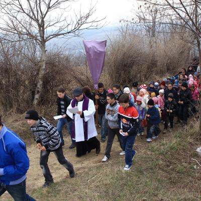 4 aprilie: Buruieneşti: O şcoală altfel, o zi altfel