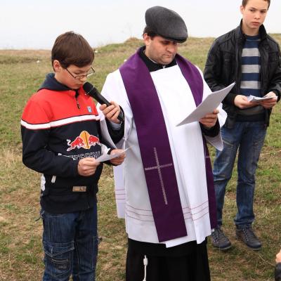 4 aprilie: Buruieneşti: O şcoală altfel, o zi altfel
