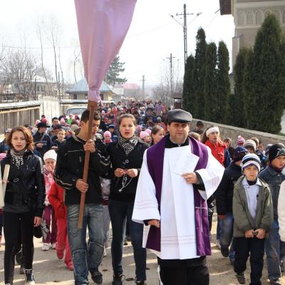 4 aprilie: Buruieneşti: O şcoală altfel, o zi altfel