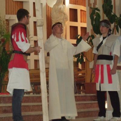 4 aprilie: Bacău: Calea crucii în variantă scenică