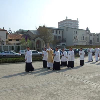 5 aprilie: Iaşi: Liturghia crismei