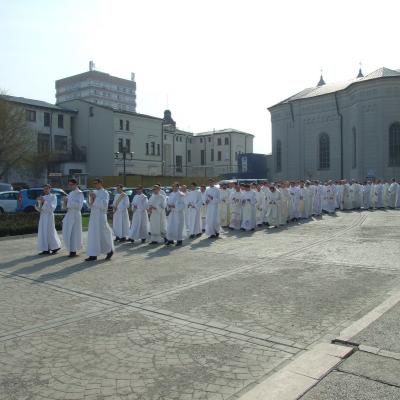 5 aprilie: Iaşi: Liturghia crismei