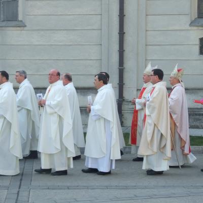 5 aprilie: Iaşi: Liturghia crismei