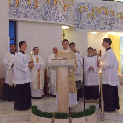5 aprilie: Iaşi: Liturghia crismei
