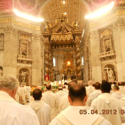 5 aprilie: Vatican: Liturghia crismei împreună cu Sfântul Părinte